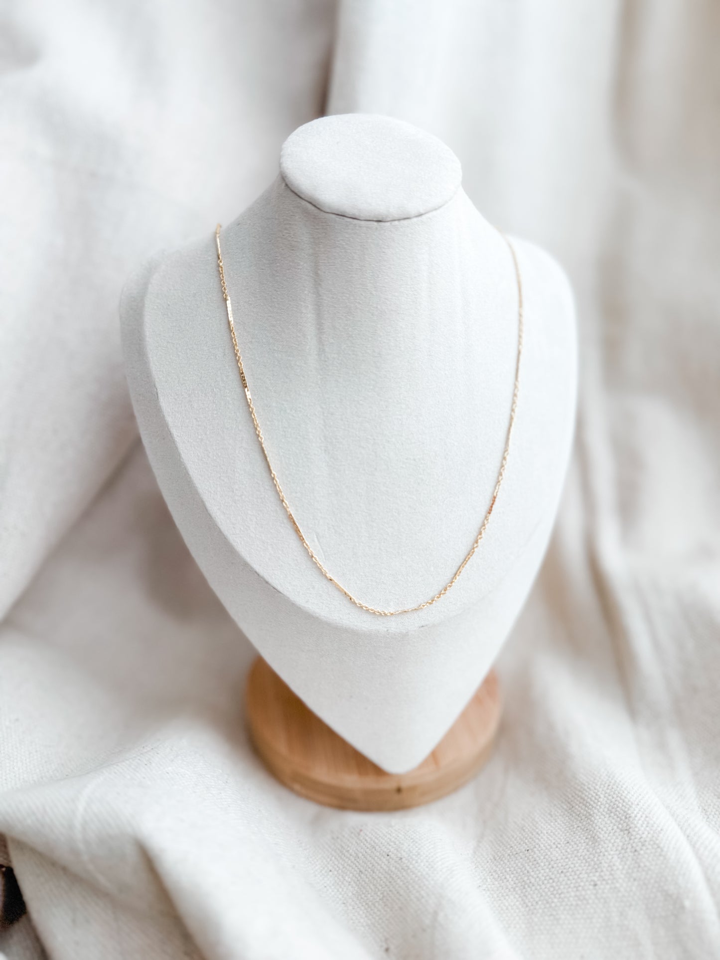 GWEN | gold-filled bar details necklace