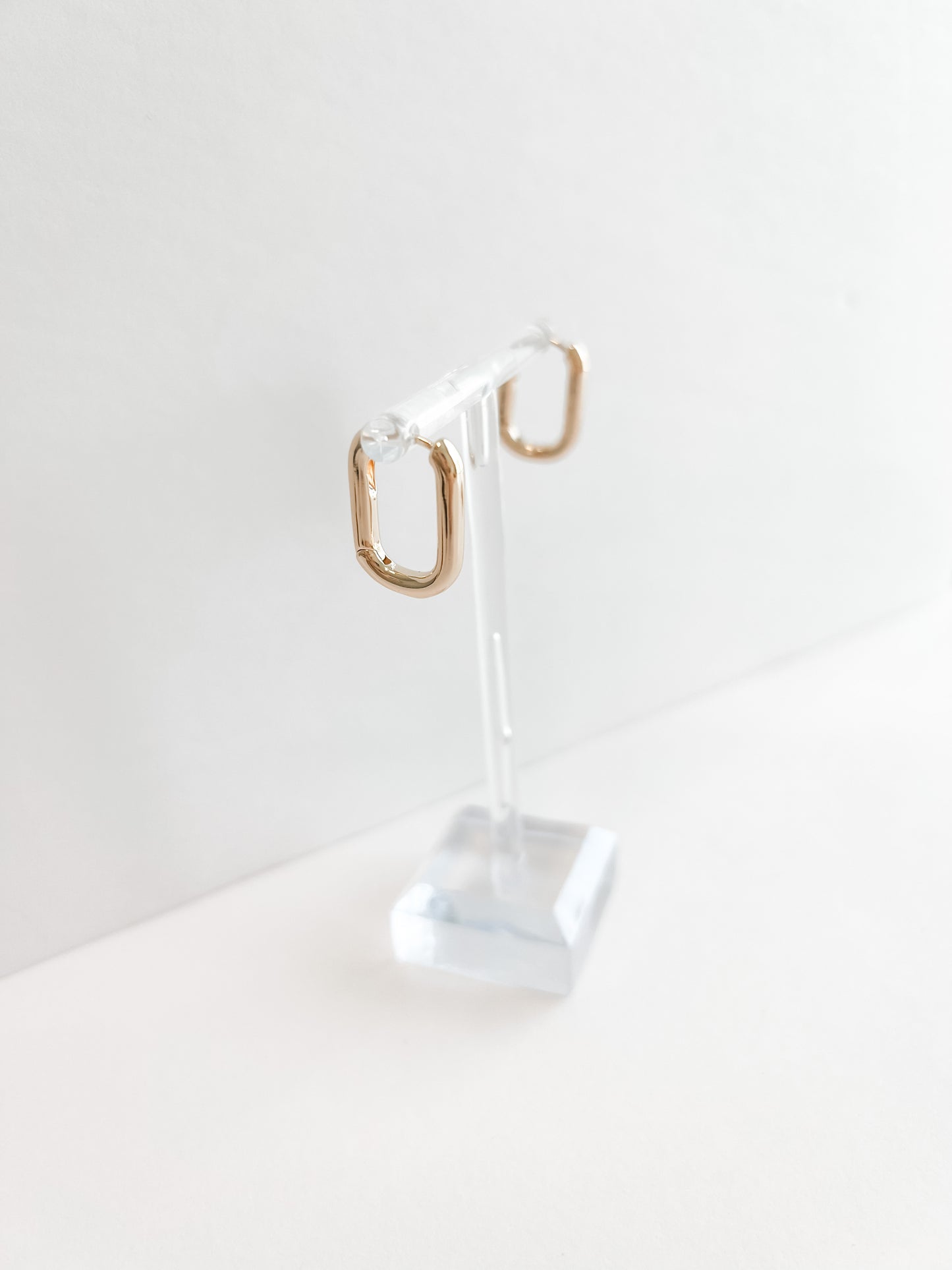 TEAGAN | gold-filled hoops