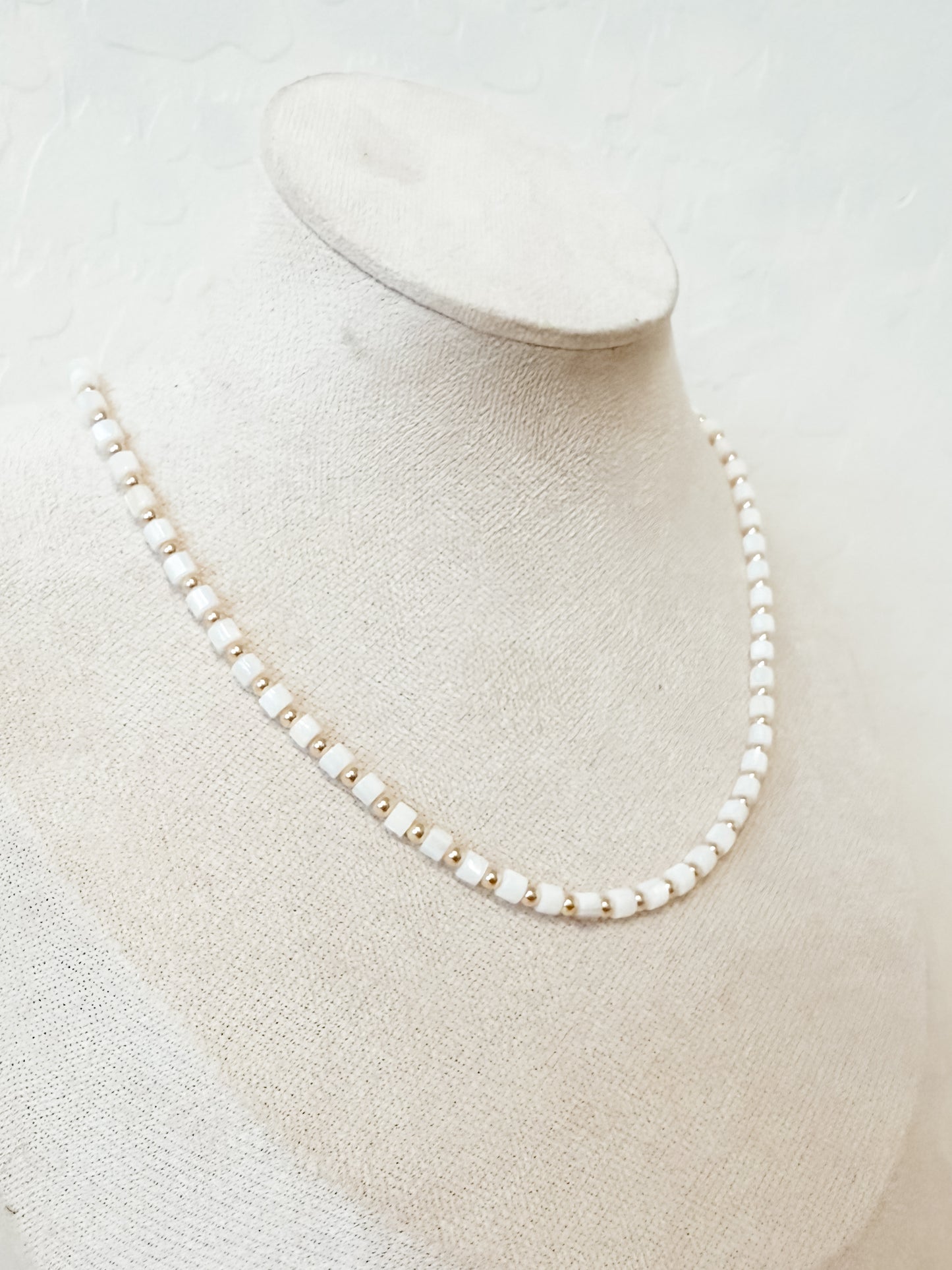 KAIA | mother of pearl and gold-filled necklace