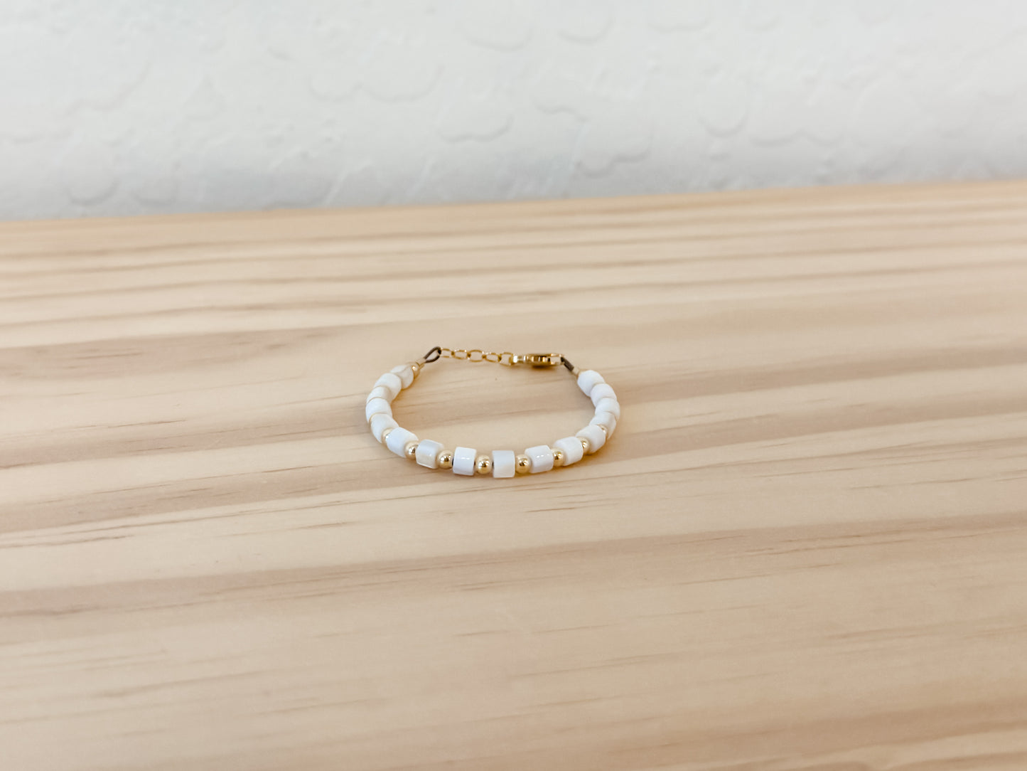 KAIA | mother of pearl and gold-filled beaded bracelet