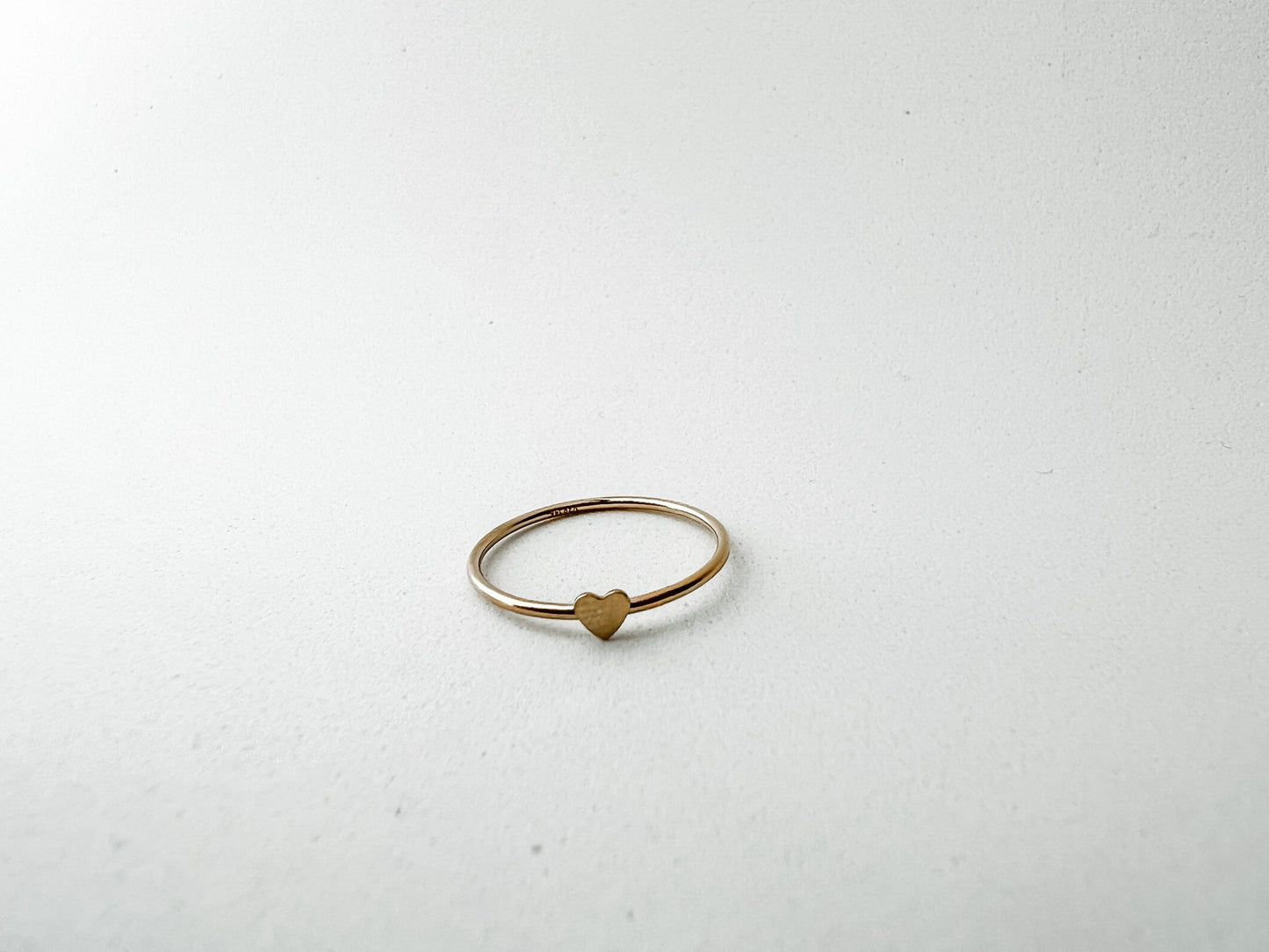 DAINTY HEART | gold-filled stacking ring