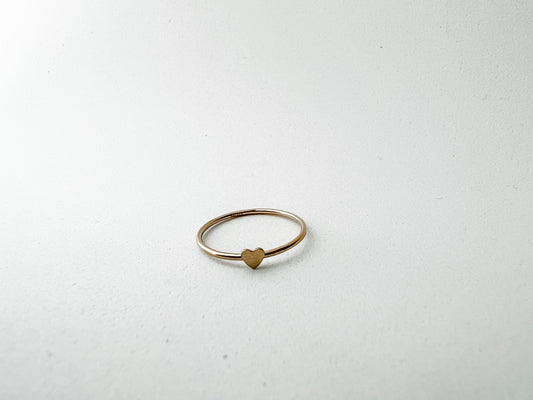 DAINTY HEART | gold-filled stacking ring